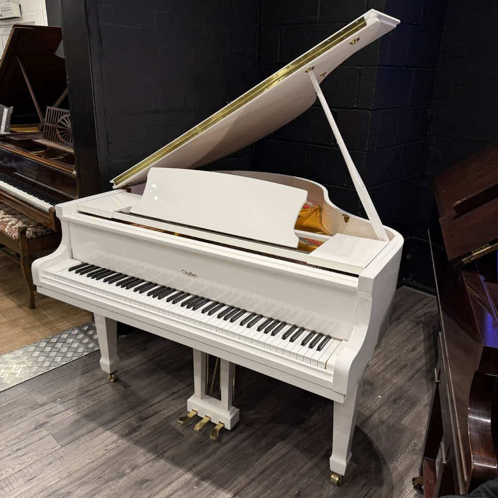 Used | Challen GP142 | Baby Grand Piano  | White Polyester | 976811