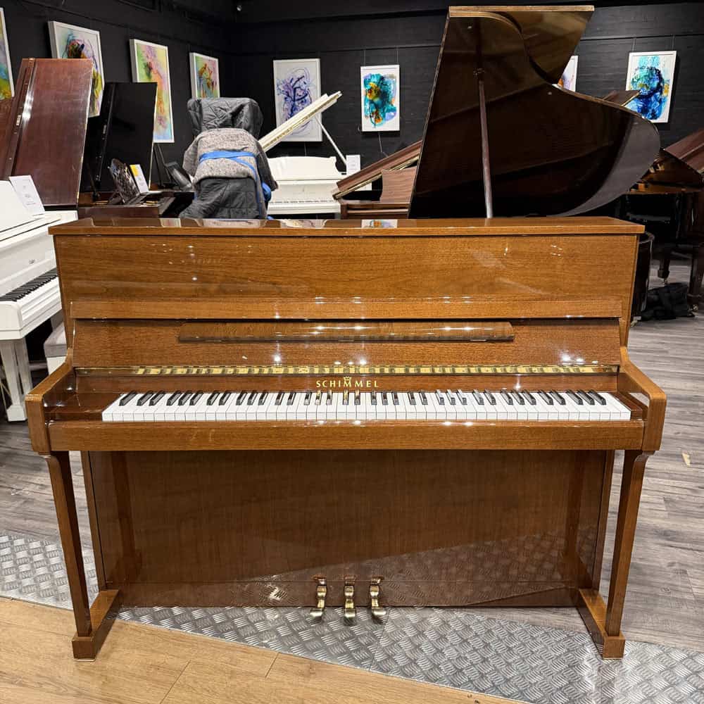 Used | Schimmel 112 | Upright Piano  | Walnut Polyester | 284295