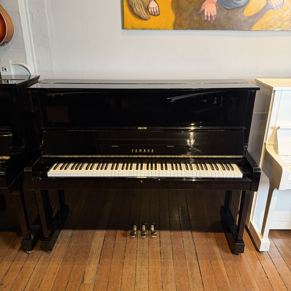 Reconditioned | Yamaha U1 | Upright Piano  | Black Polyester | 3095357