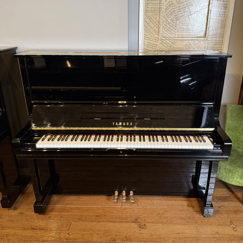 Reconditioned | Yamaha U3 | Upright Piano  | Black Polyester | 2767966